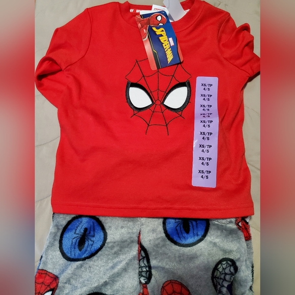 [XS] SPIDER MAN BOY'S PAJAMA SET - Picture 1 of 3
